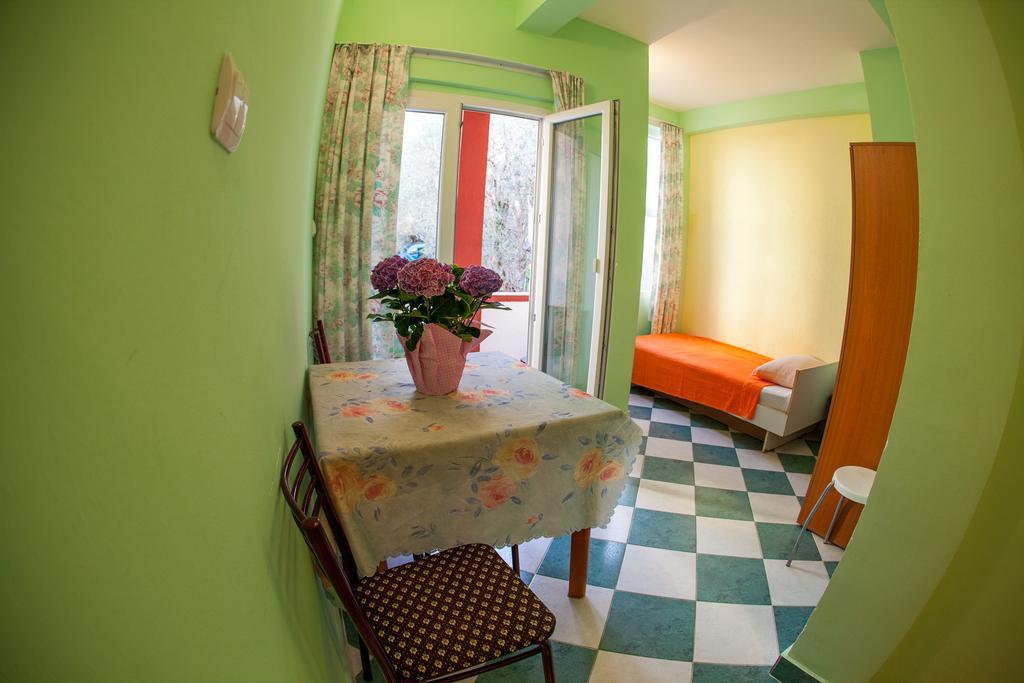 Rosa Guest house